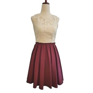 Altar’d State Lace & Pleated Dress XS Burgundy Cream Keyhole Back
